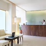 Otel Lucy Chalkís