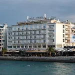 Lucy Hotel 4*