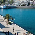 Lucy Hotel 4*