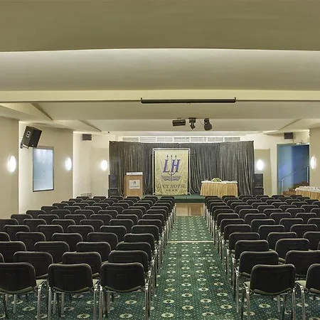 Lucy Hotel Chalkís